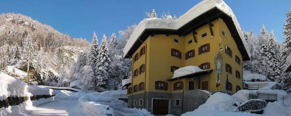 Casa Vacanze Ca' De Val Campodolcino Kültér fotó