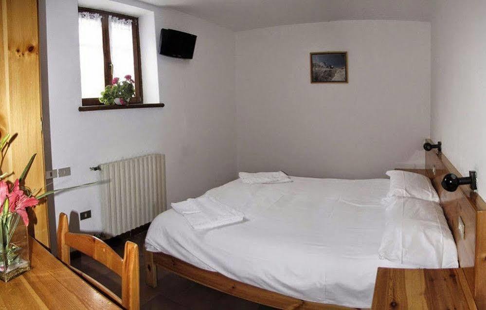 Casa Vacanze Ca' De Val Campodolcino Kültér fotó