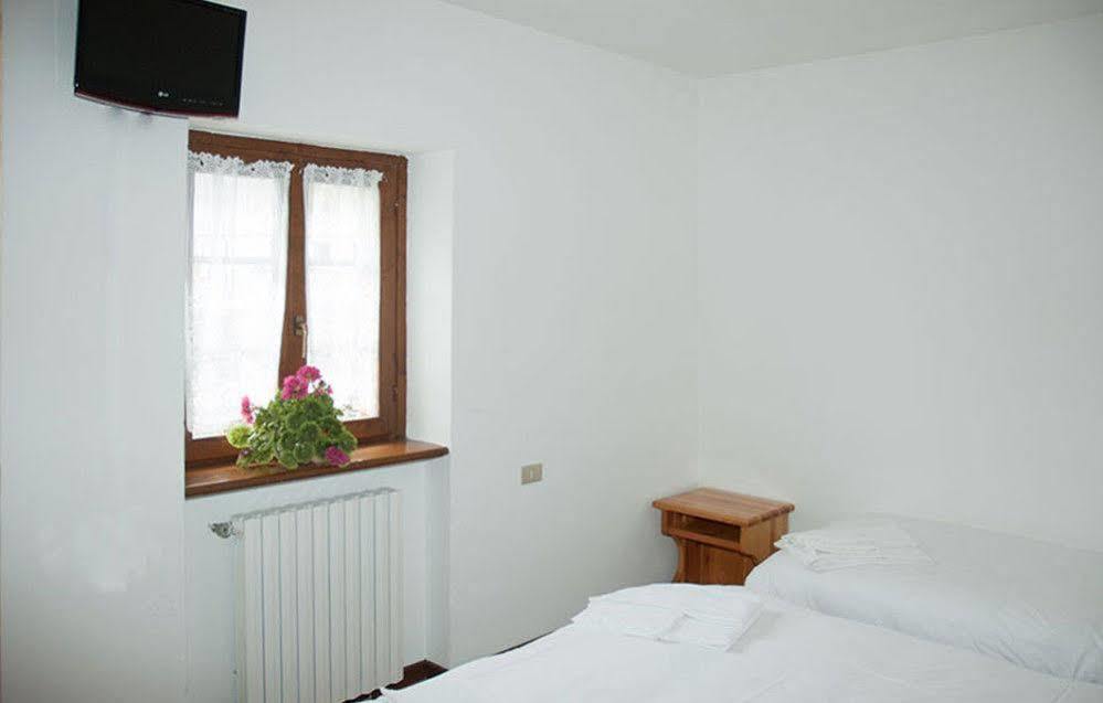 Casa Vacanze Ca' De Val Campodolcino Kültér fotó