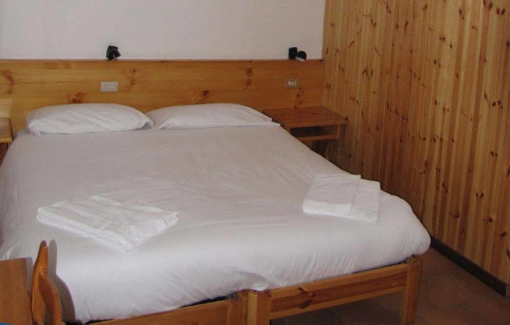 Casa Vacanze Ca' De Val Campodolcino Kültér fotó